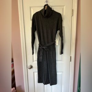 Sweater Dress with side slight